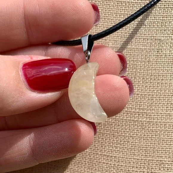 Handmade Genuine Stone Moon Amulet Necklace - Picture 4 of 12